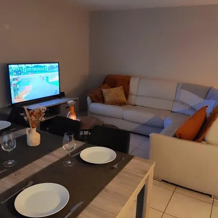 Sea-level Apartamento *